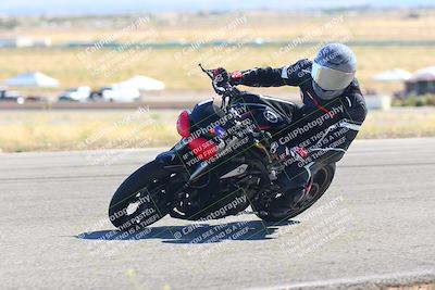 media/Oct-15-2023-TrackXperience (Sun) [[85198ff50b]]/Group 2/session 4 turn 3/